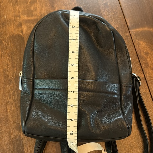 Still Nordic Black Leather Backpack - Picture 10 of 12